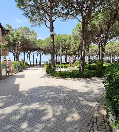 Hotel apartamentowy La Pineta