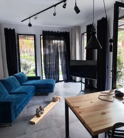 La Pineta Golem (Tirana)