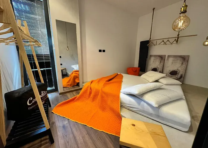 Aparthotel La Pineta Golem (Tirana)