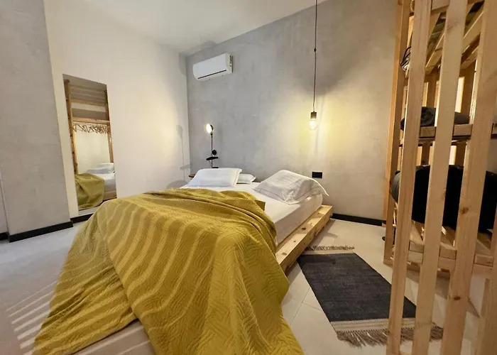 Aparthotel La Pineta Golem (Tirana)