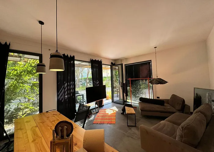 La Pineta Aparthotel Golem (Tirana)